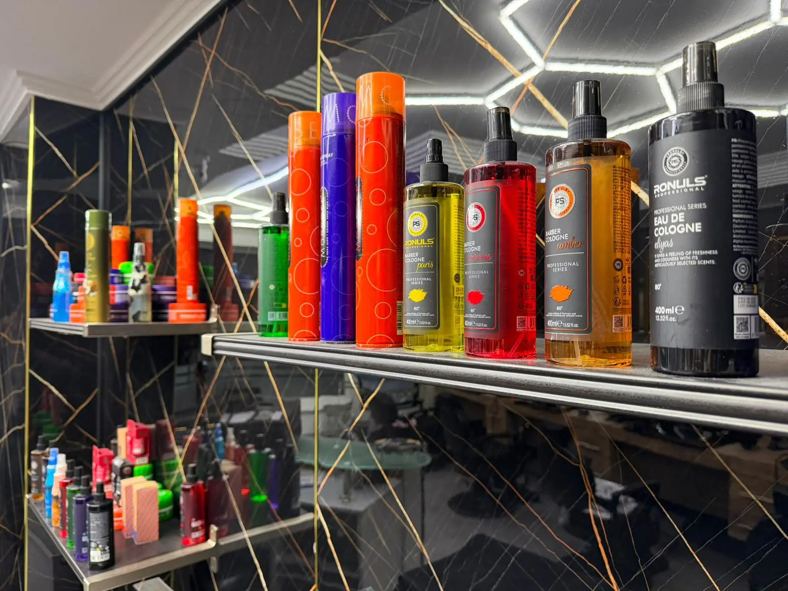 Styling Wax in verschiedenen Farben